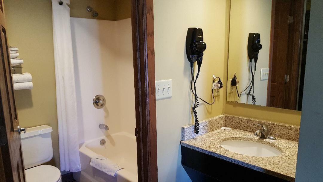 Town House Inn Jackson Bagian luar foto